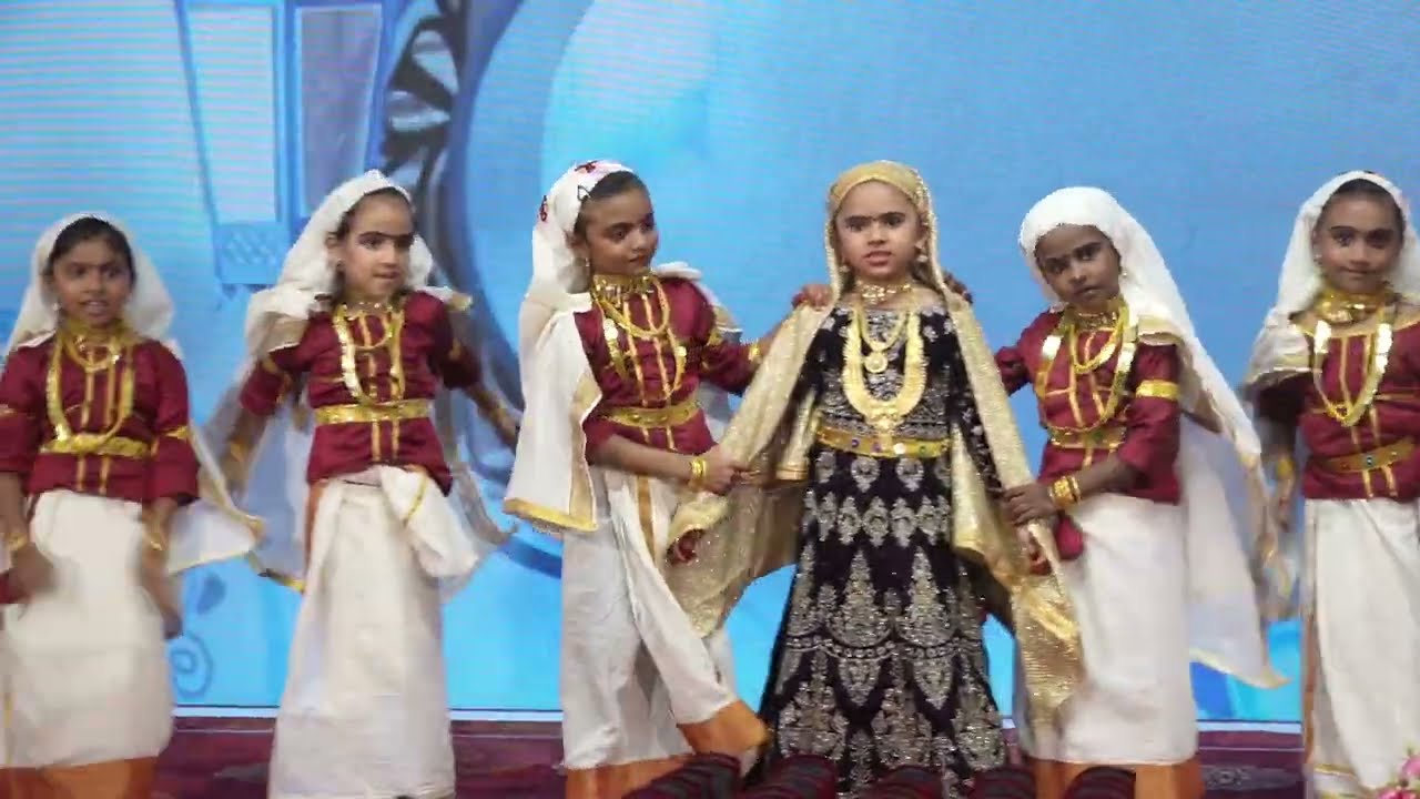 HEAVENLY HIGH FIVE | 5th Annual Day & 3rd Convocation | Traditional Oppana- SKY 3 Girls [UKG]