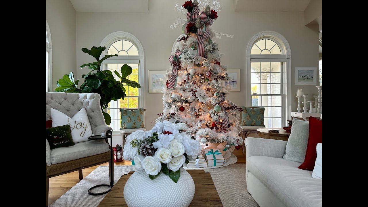 Christmas Decorate with Me 2022  | Decorating our First Christmas Tree | Living Room Christmas Decor