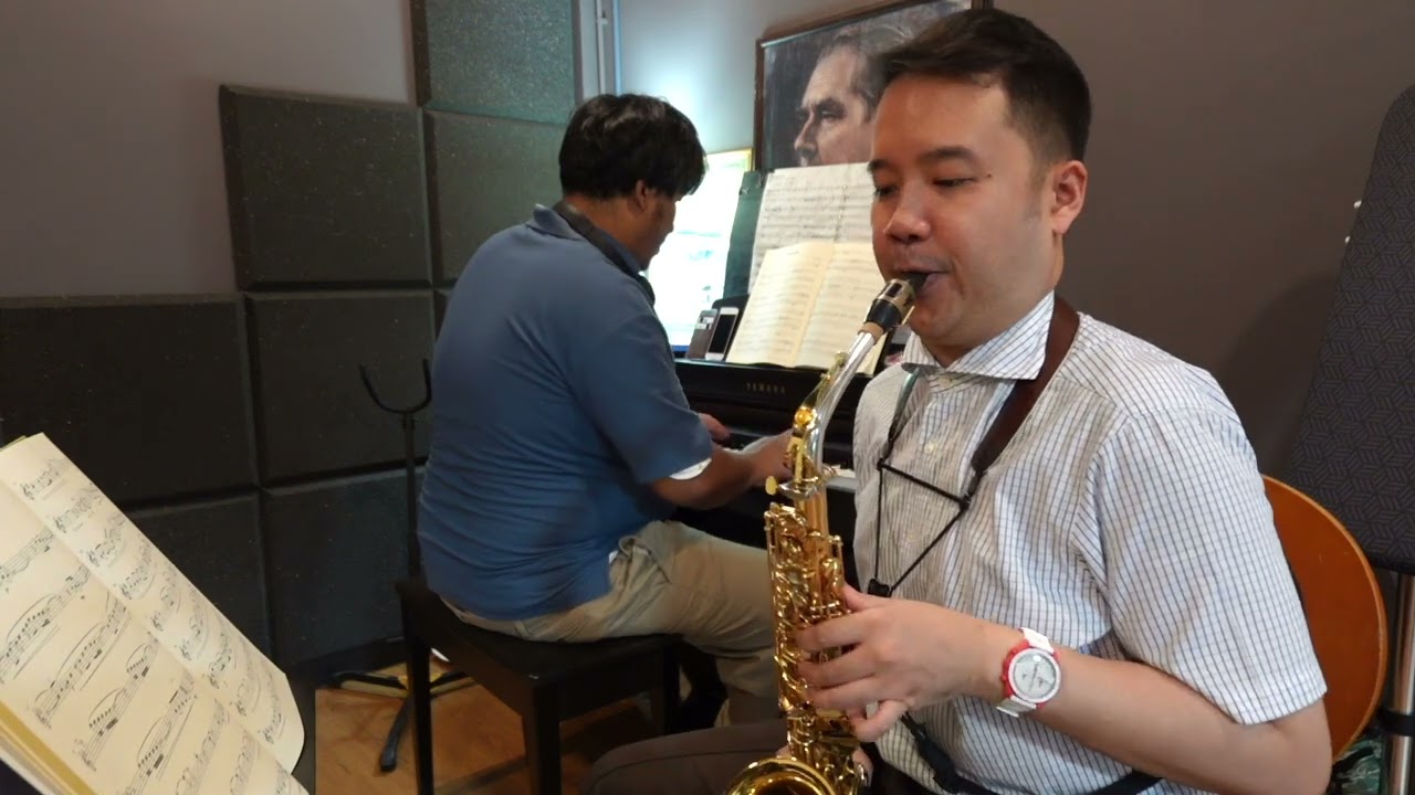 [Trinity Saxophone Grade 5] Starwatching by Rob Buckland