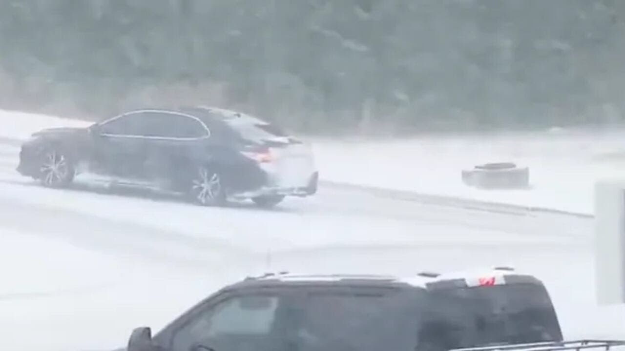 First Alert Weather: Car accidents pile up as snow slicks north Georgia roads