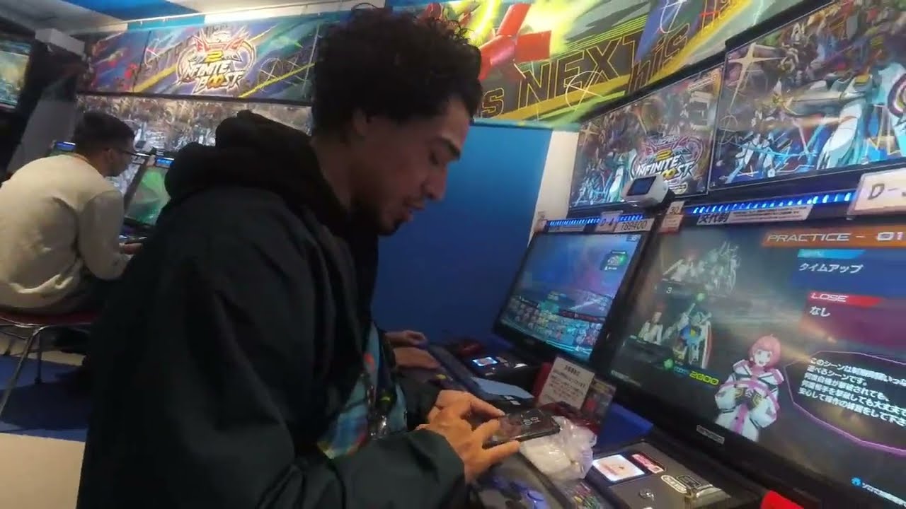 Tokyo, flea market/arcade type of vibes | Vlog