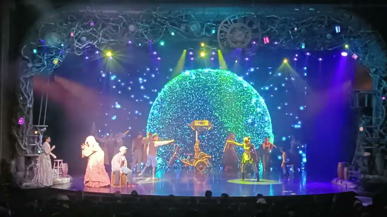 Love story stage show on Royal Carribean