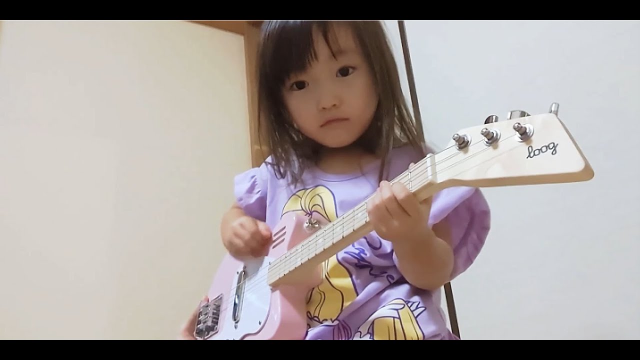 ３歳の愛娘がエレキギターを始めました【Loog Mini Electric 購入レビュー】