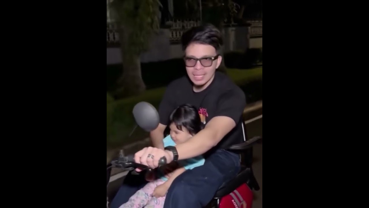 EKSPRESI AMEENA SAAT DISUNTIK‼️KASIAN TAPI LUCU‼️ENDINGNYA HEPI DIKASIH PERMEN