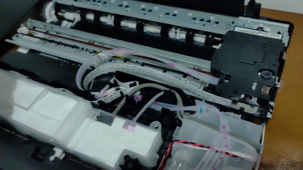 Como desmontar e colocar reservatório externo na Brother DCP-T530DW