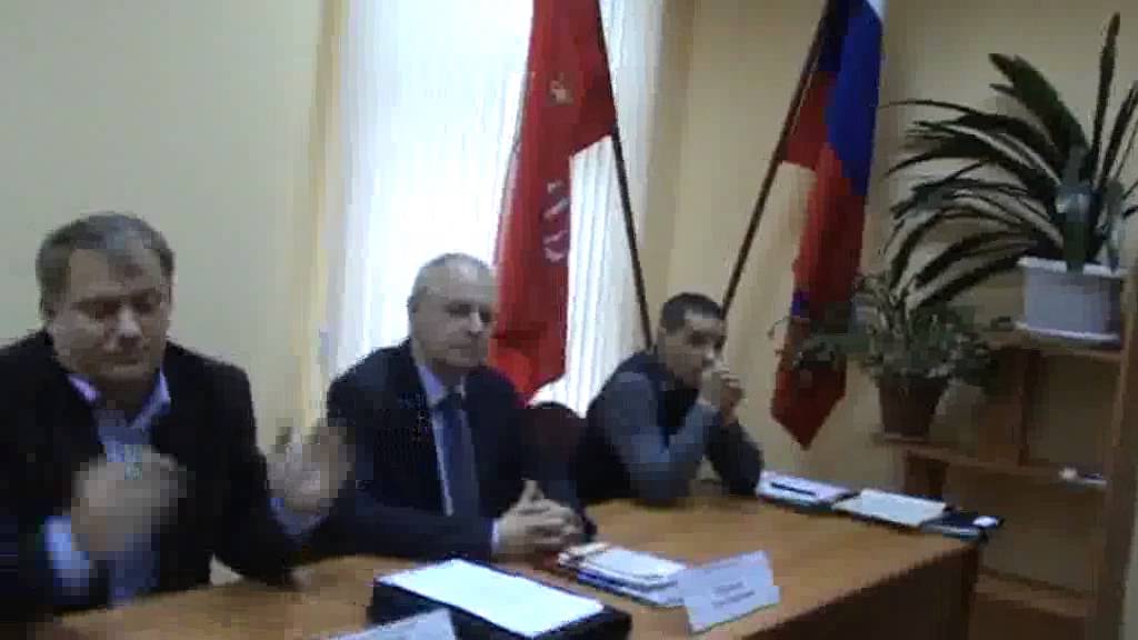 призывная комиссия в Пушкине убегает от призывника.flv