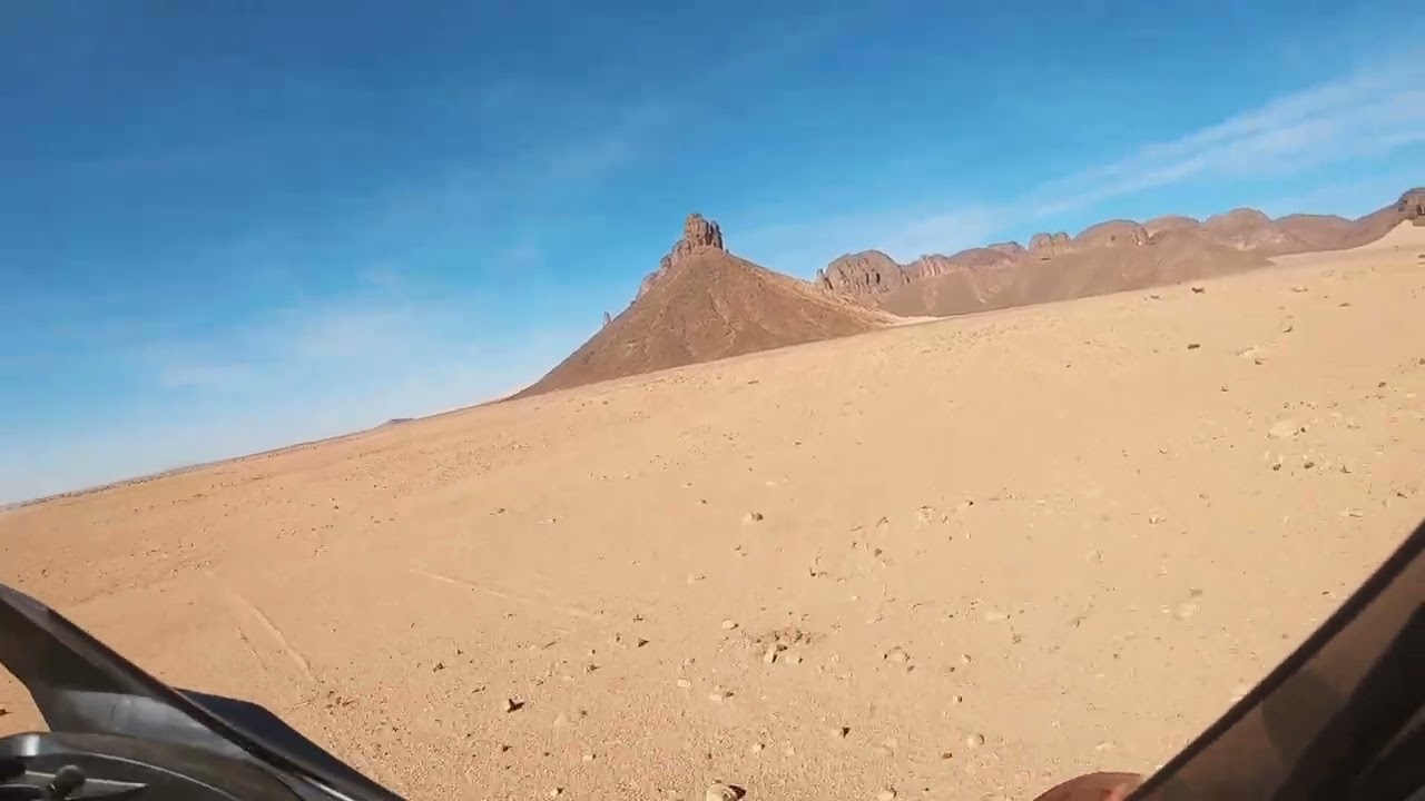 Raid moto Algérie désert du Tassili novembre 2024