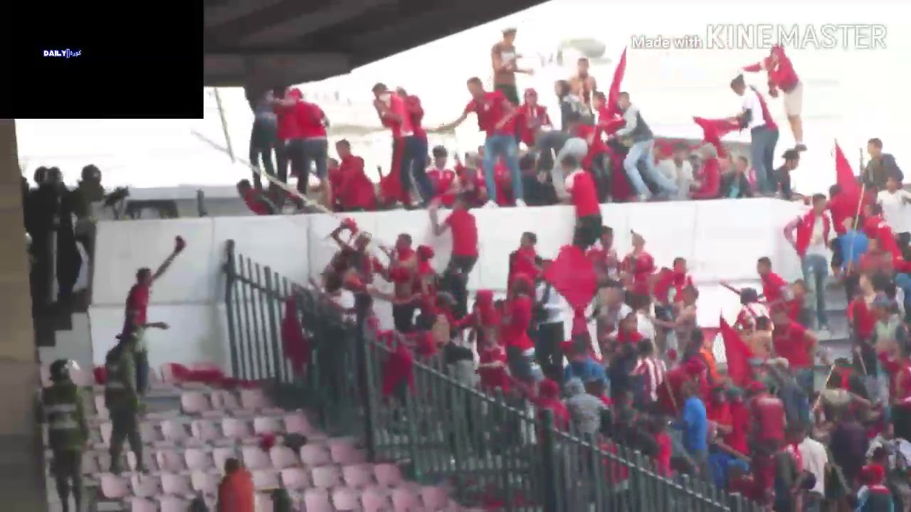 Wydad's fanatics againsts puta police😨.must be watched