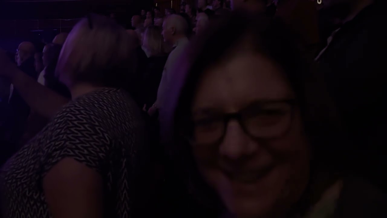 LEVEL 42 Royal Albert Hall 10 22 25