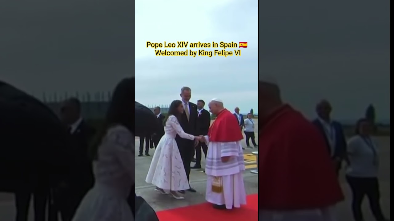 Spain Welcomes Pope Leo XIV 🇪🇸 | Historic Arrival & Royal Greeting