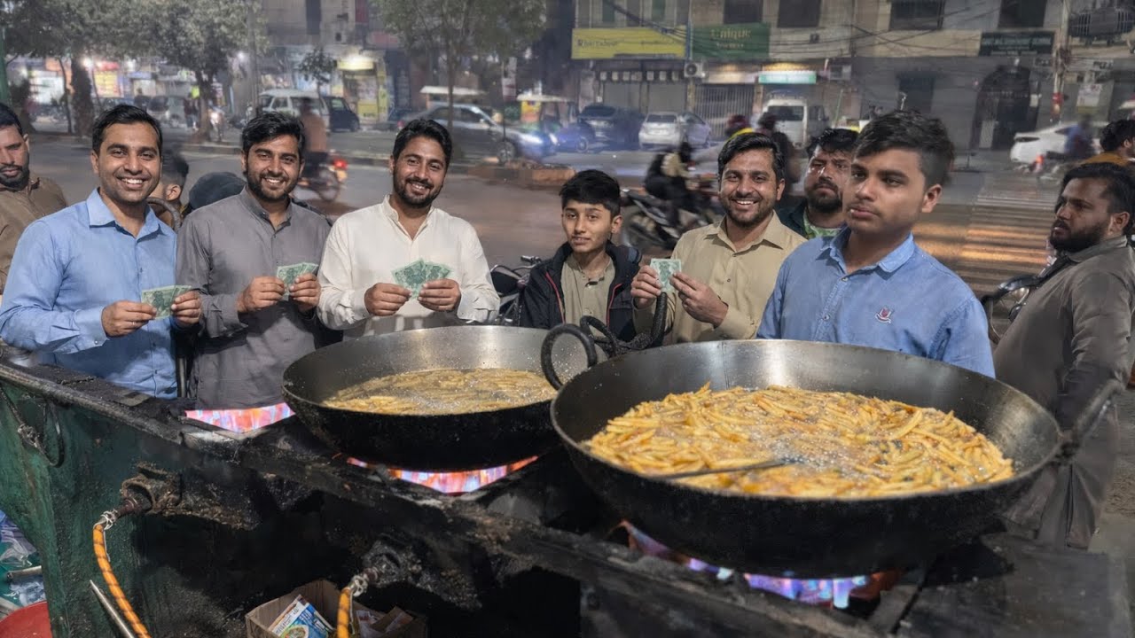 Crispy French Fries🔥You’ve Never Seen This Before! 🔥💯🍟 @RashidaHussain  #fries #pakistanifood #yt 