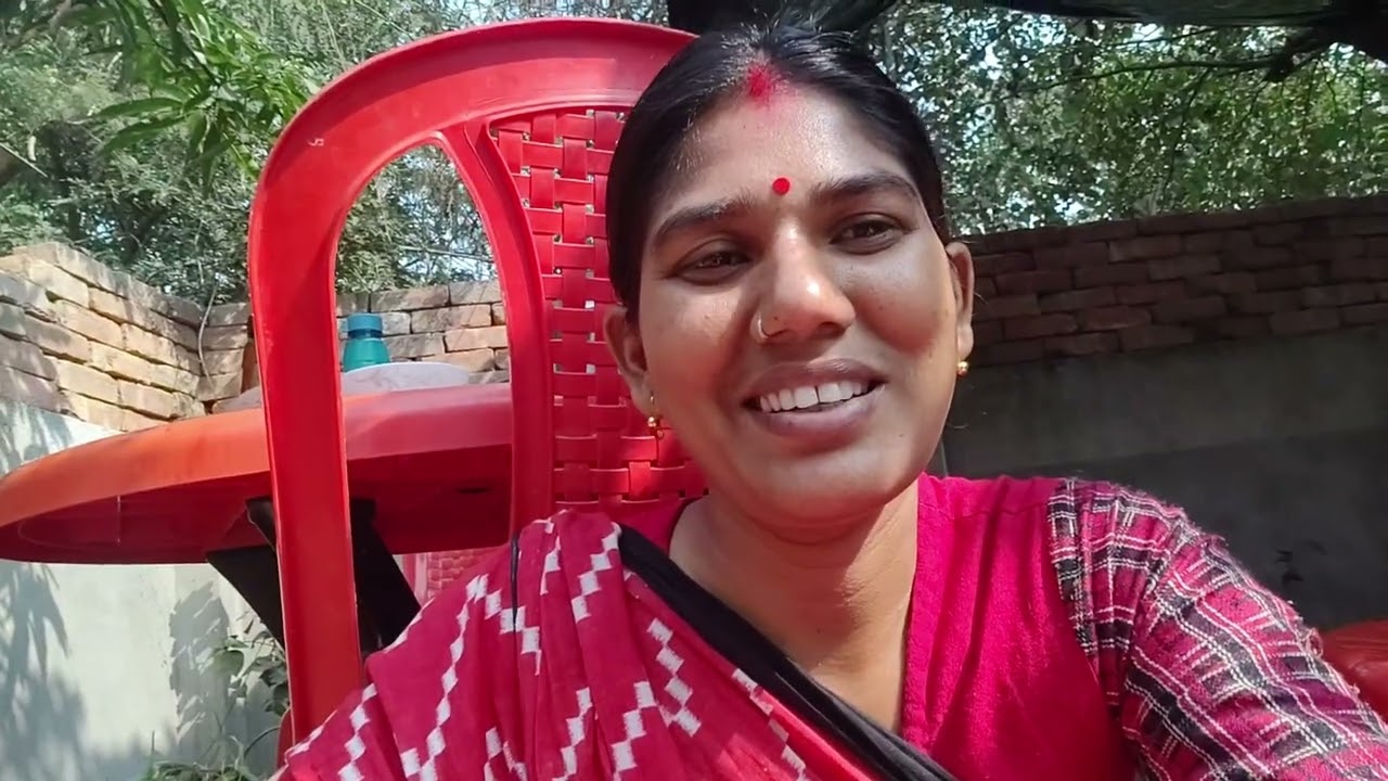 মুনের সঙ্গে গান করলাম আজ। মুনকে নিয়ে গ্রামের মেলায় গেলাম।।