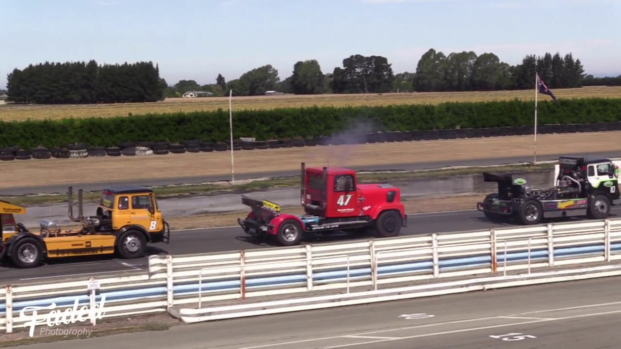 Levels Raceway - Jim Thickett Memorial Race 2020 NZ Super Trucks.