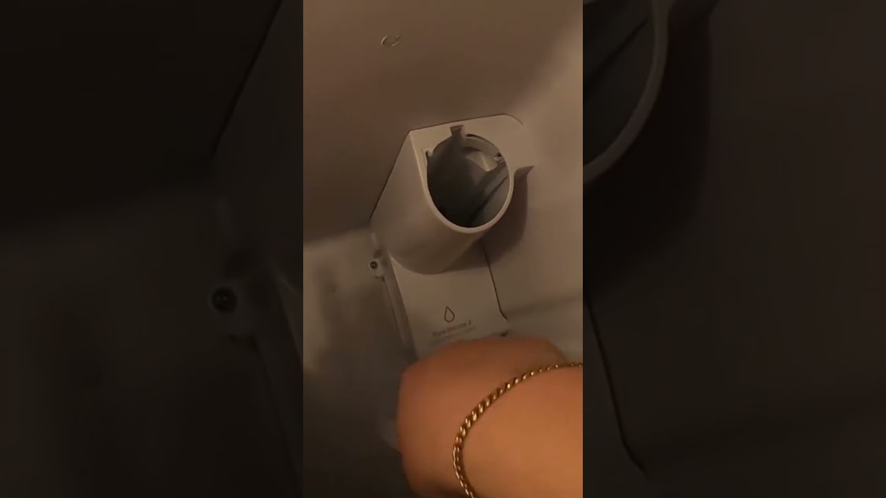 Как исправить ошибку в холодильнике Frigidaire, из-за которой не поступает вода 