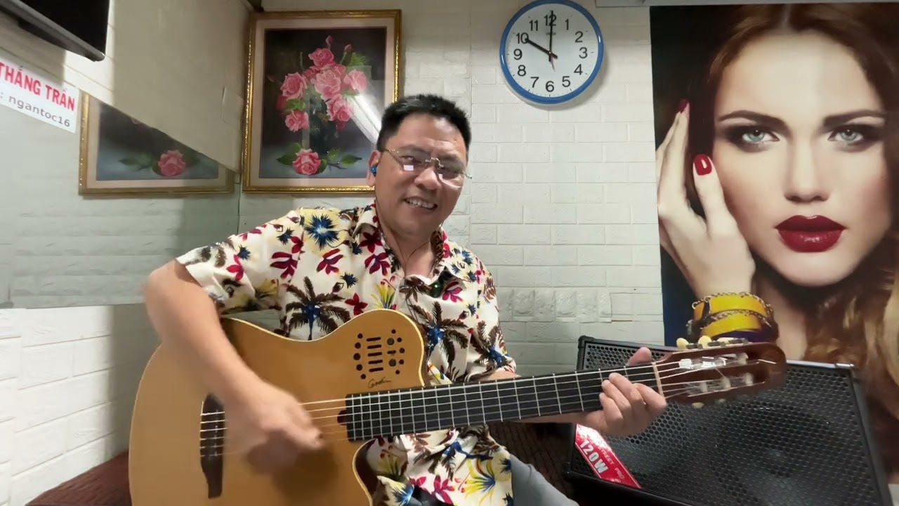 Hướng dẫn : Mùa thu cho em (Ngô Thụy Miên). Tone E và lên F.