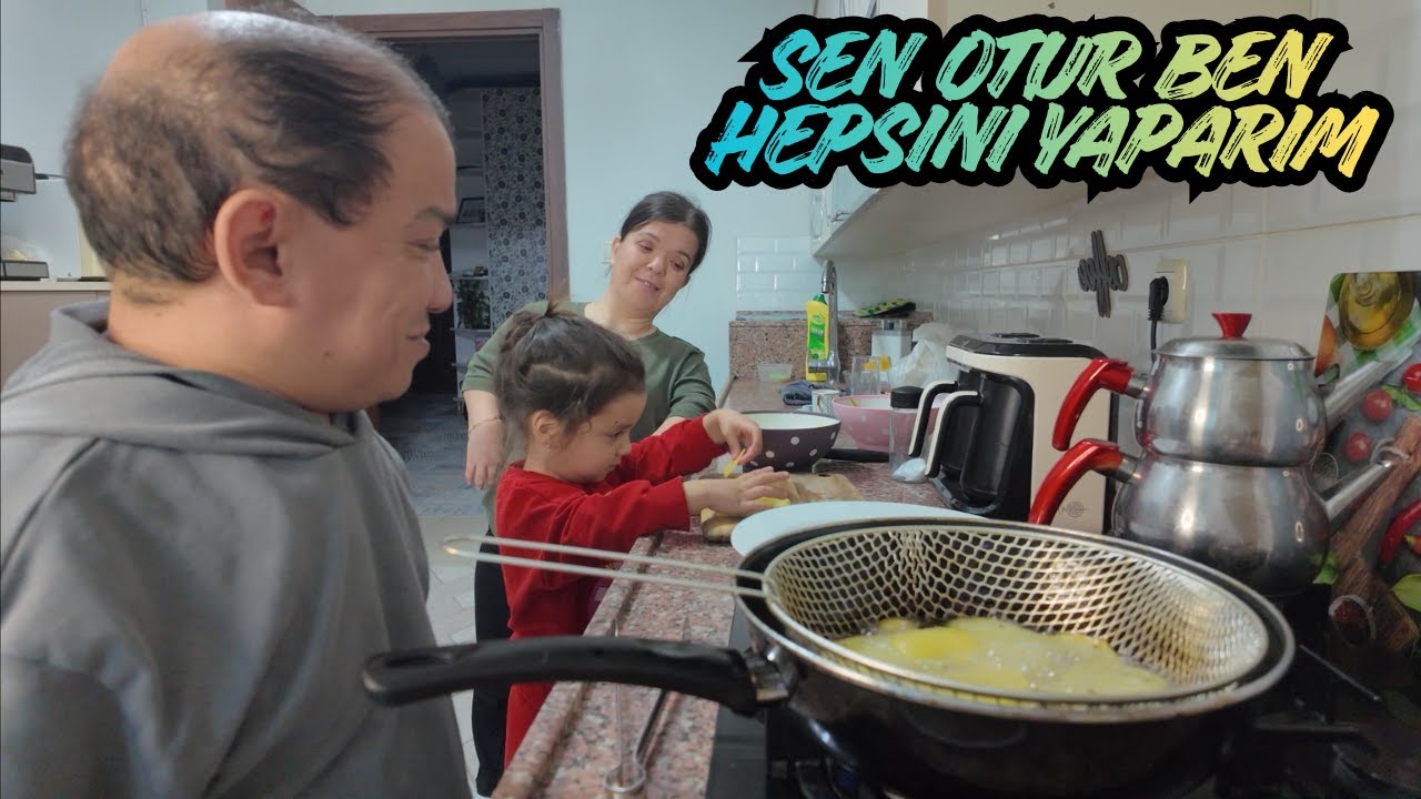 YOKSA HASTA NUMARASI MI YAPIYORSUN ELTİM 😂😂 SEN KEYFİNE BAK BİZ ÇALIŞIRIZ 😂😂