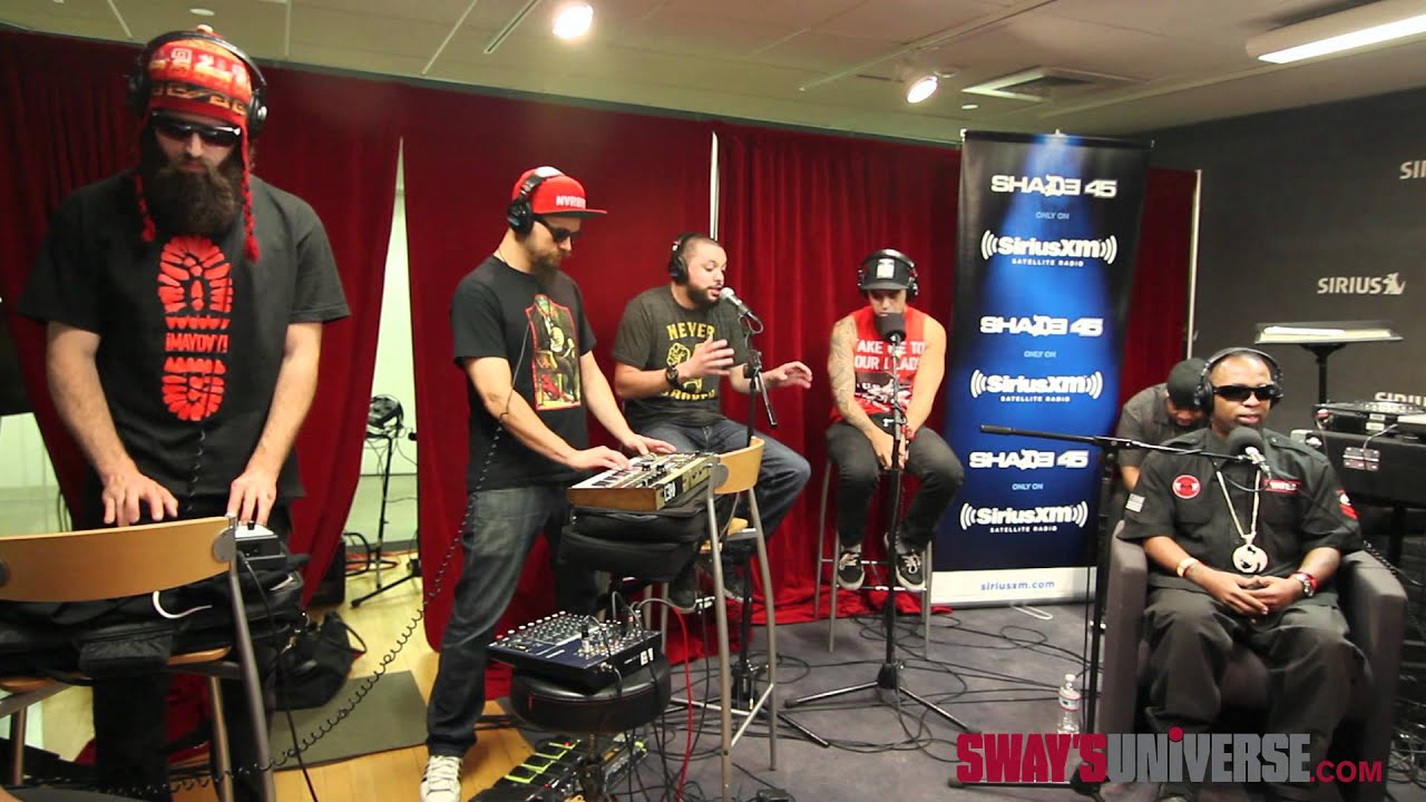 Tech N9ne and ¡Mayday! Performs 