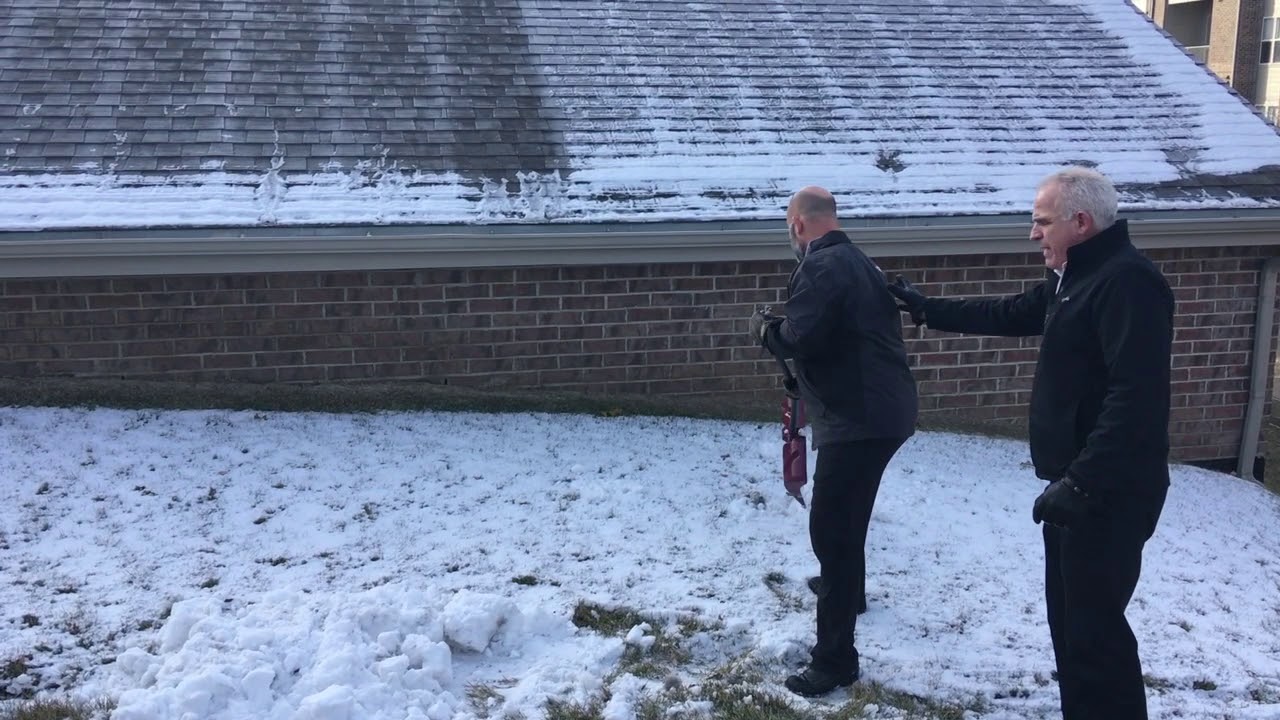 Shoveling Techniques + Snowonder Snow Scoop