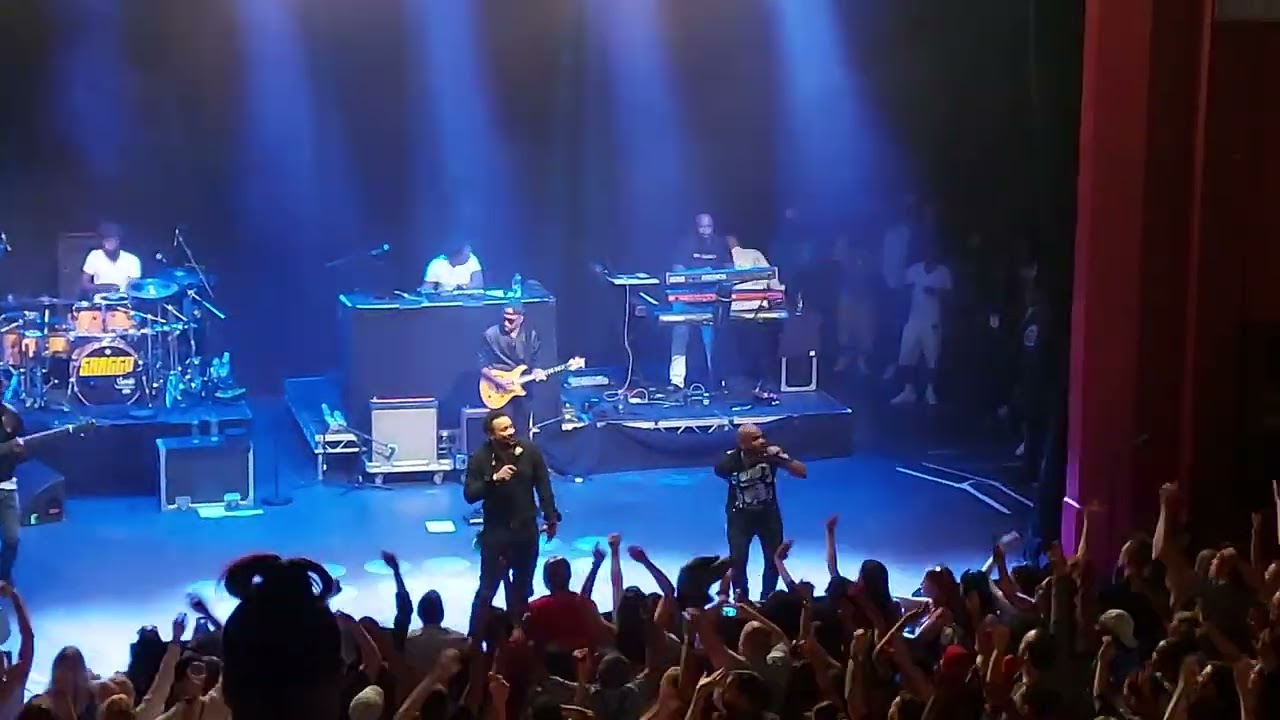 Shaggy live band at O2 Shepherd's Bush Empire Reggae Artists Music Concert performance The Little DJ