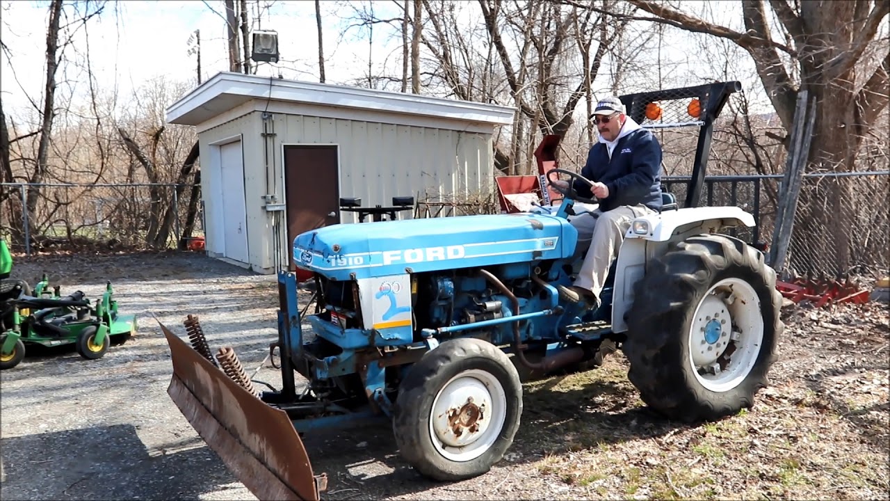 1986 Ford 1910 Tractor For Sale at Auction