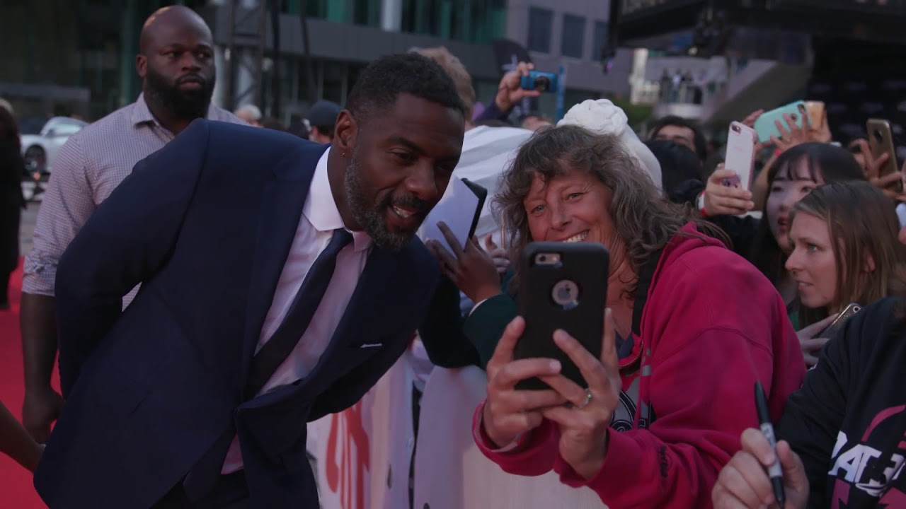 The Mountain Between Us: Idris Elba Red Carpet Premiere Arrivals TIFF 2017 | ScreenSlam