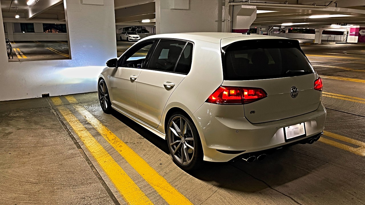 RUSHING HOME FROM WORK IN MY MK7 Golf R | POV