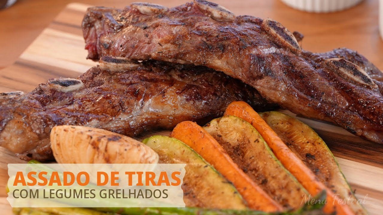 ASSADO DE TIRAS COM LEGUMES GRELHADOS