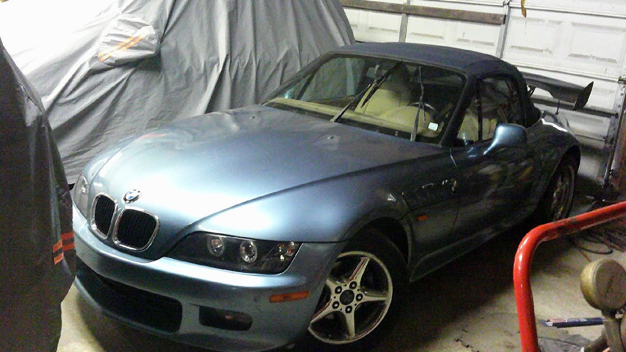 How to change the windshield wipers on a BMW Z3