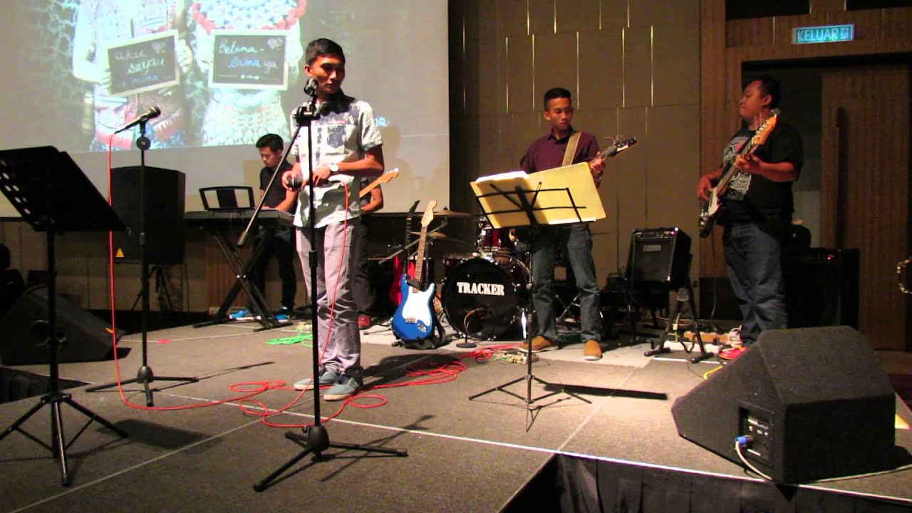 COVER BY T'TRACKER BERI PEMUTUS ATI NUAN