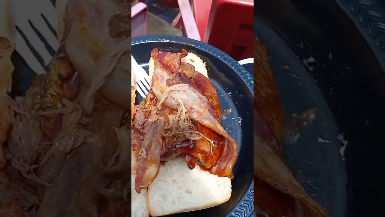 Porkasaurus Sandwich Review