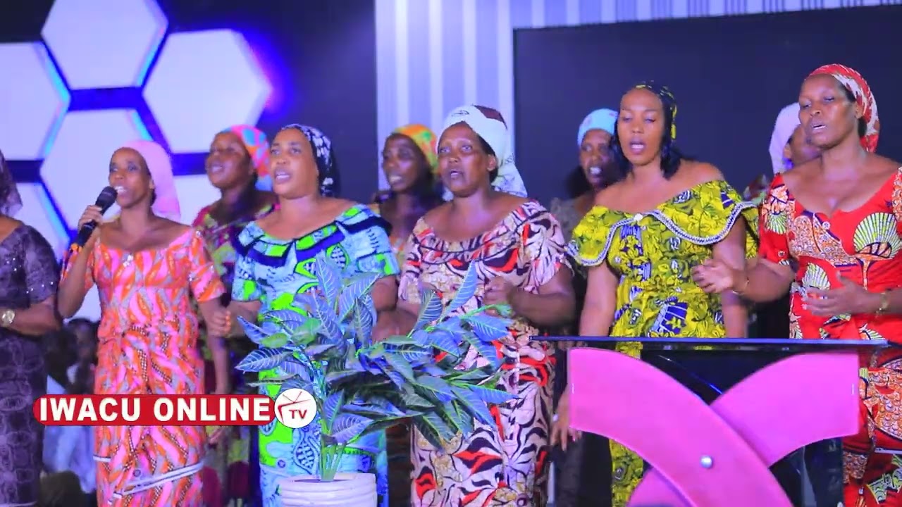 INDIRIMBO  YABAPFAKAZI IBURUNDI 🇧🇮 Imana I komeza iturengere 