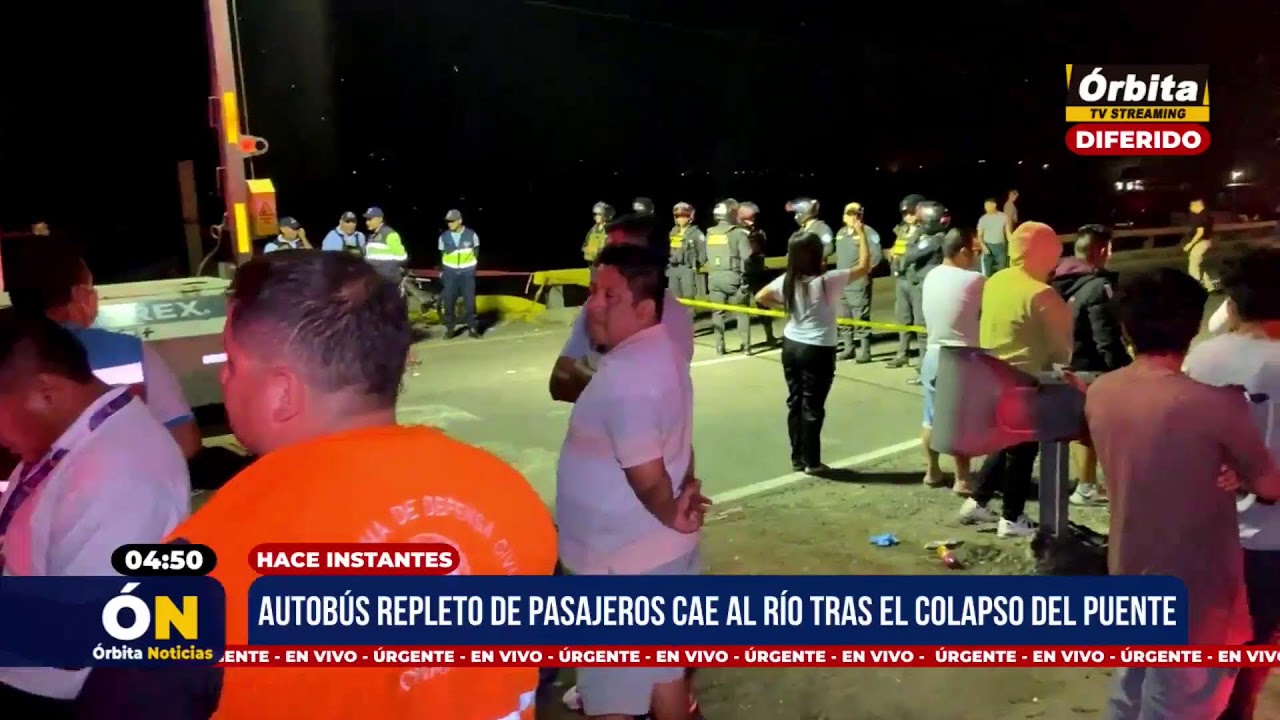 #URGENTE #CHANCAY AUTOBÚS REPLETO DE PASAJEROS CAE AL RÍO TRAS EL COLAPSO DEL PUENTE