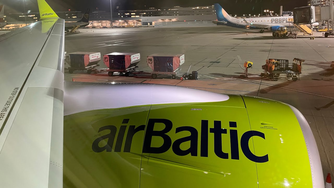Vienna (VIE) - Riga (RIX) | airBaltic A220