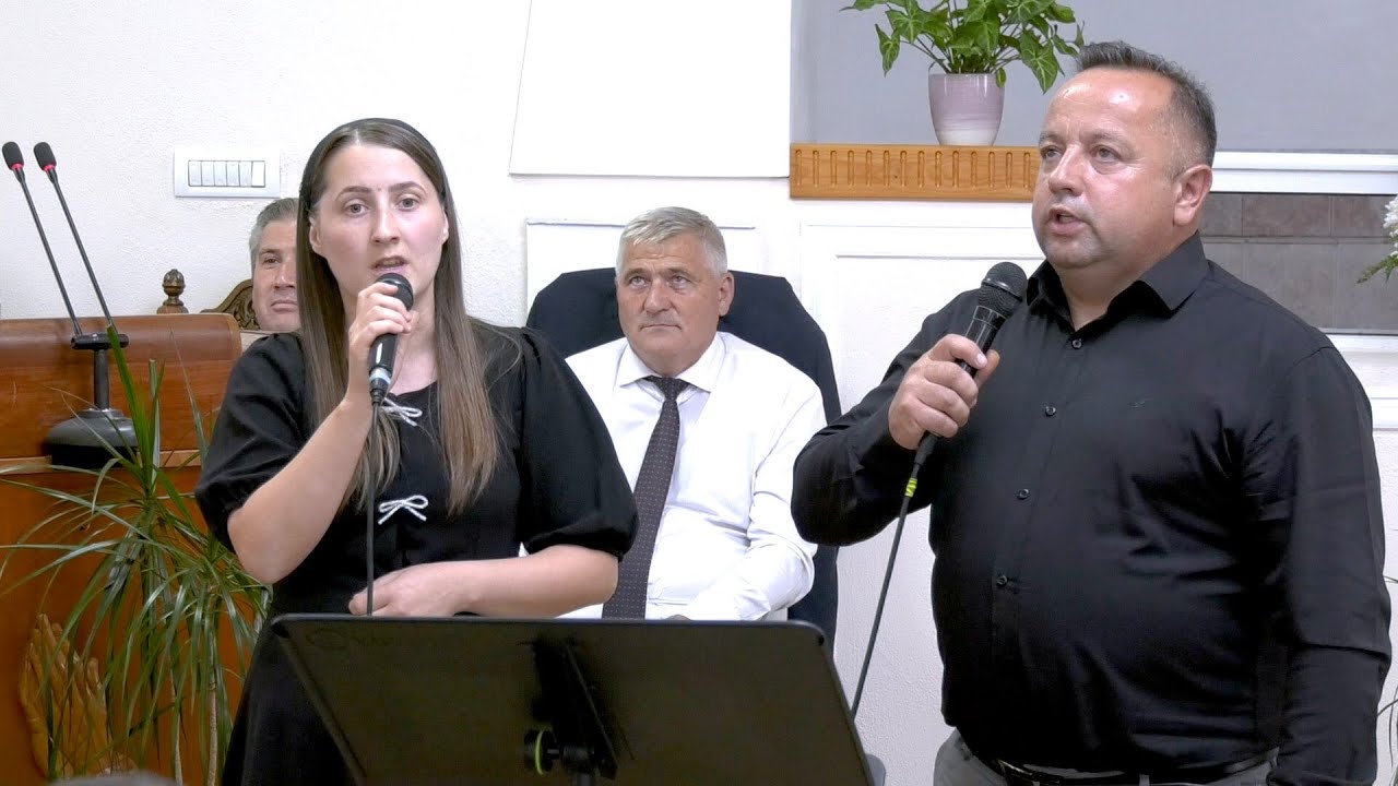 Mai e puțin din noapte *Ana Maria Rus și Alin Baran*