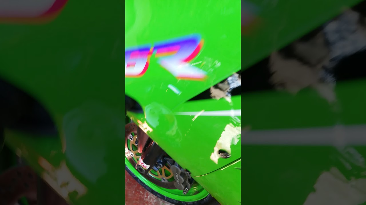 How to bleed 6 pot Kawasaki ZX6r Tokico calipers.