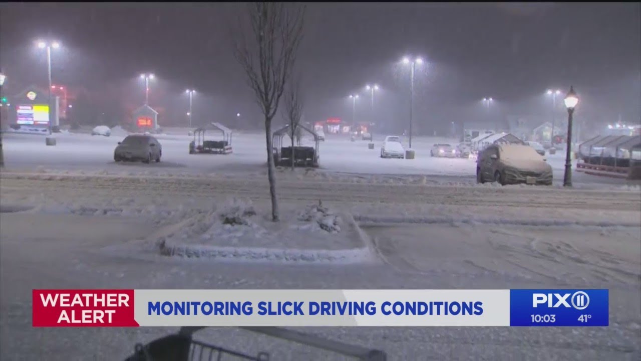 Snow accumulating in West Milford, New Jersey from nor'easter