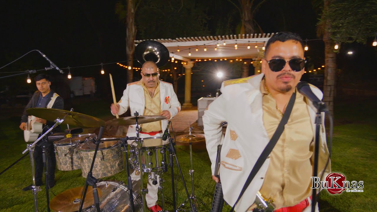 Buknas De Culiacan - La Captura Del Paisa [Corridos Ineditos] (En Vivo)