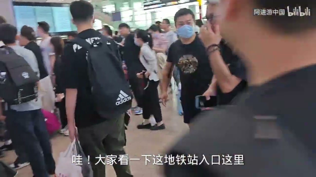 廣州南站暑運前哨戰：人潮「爆棚」畫面震撼，這僅僅是個開始