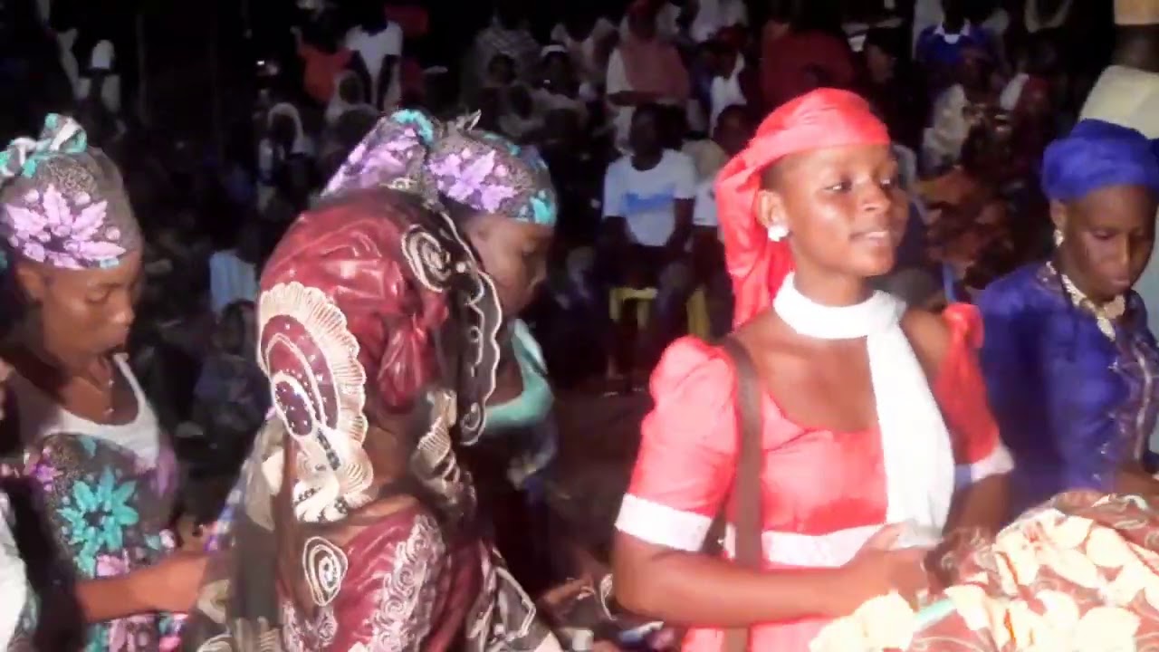 SAKINA GAROUA VS   SPOMLA abonnez-vous