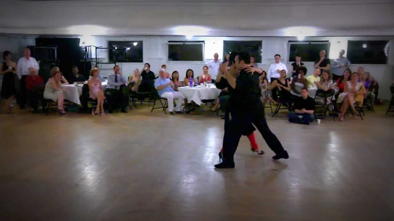 Eva Lucero & Patricio Touceda Tango Caricias
