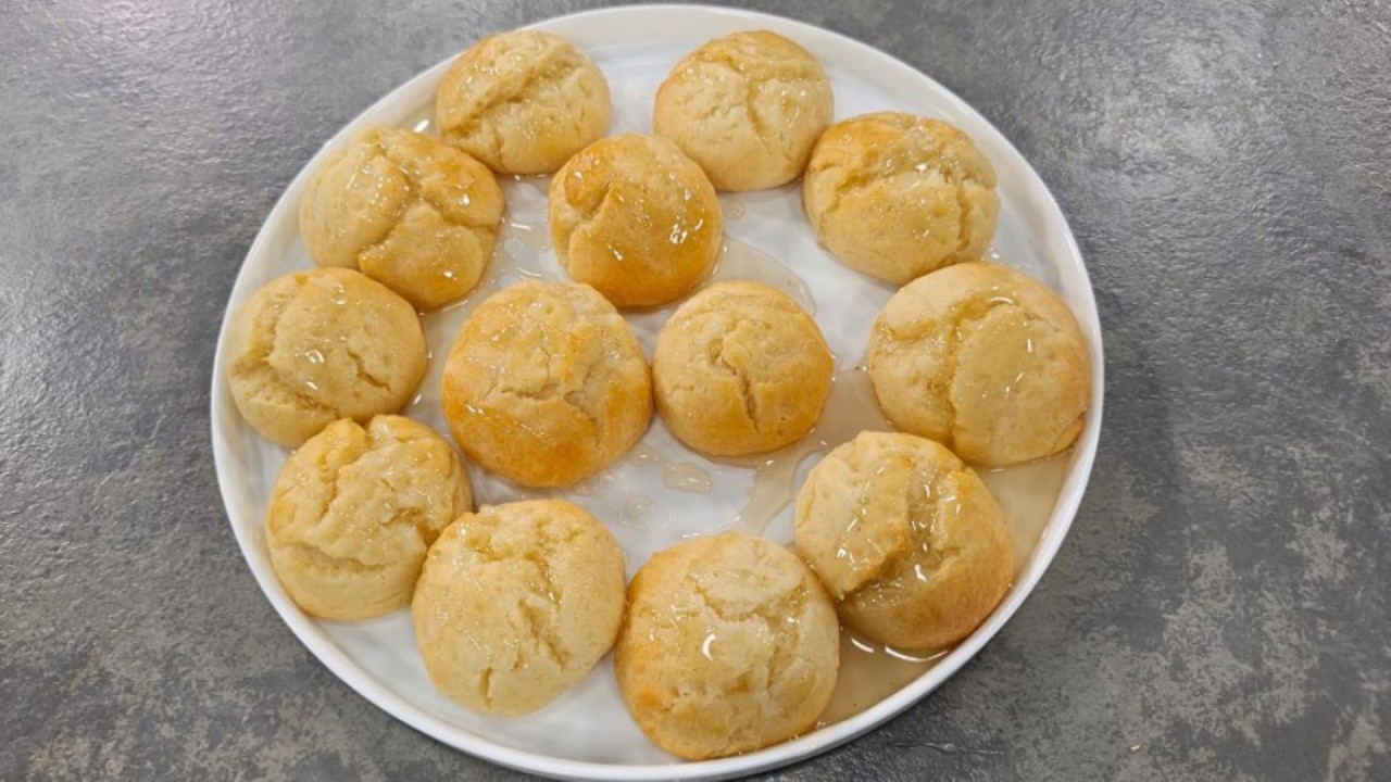 Rreze Dielli - 1 vezë dhe miell misri, 'Kemal Pasha' ëmbëlsirë me sherbet nga zonja Albana