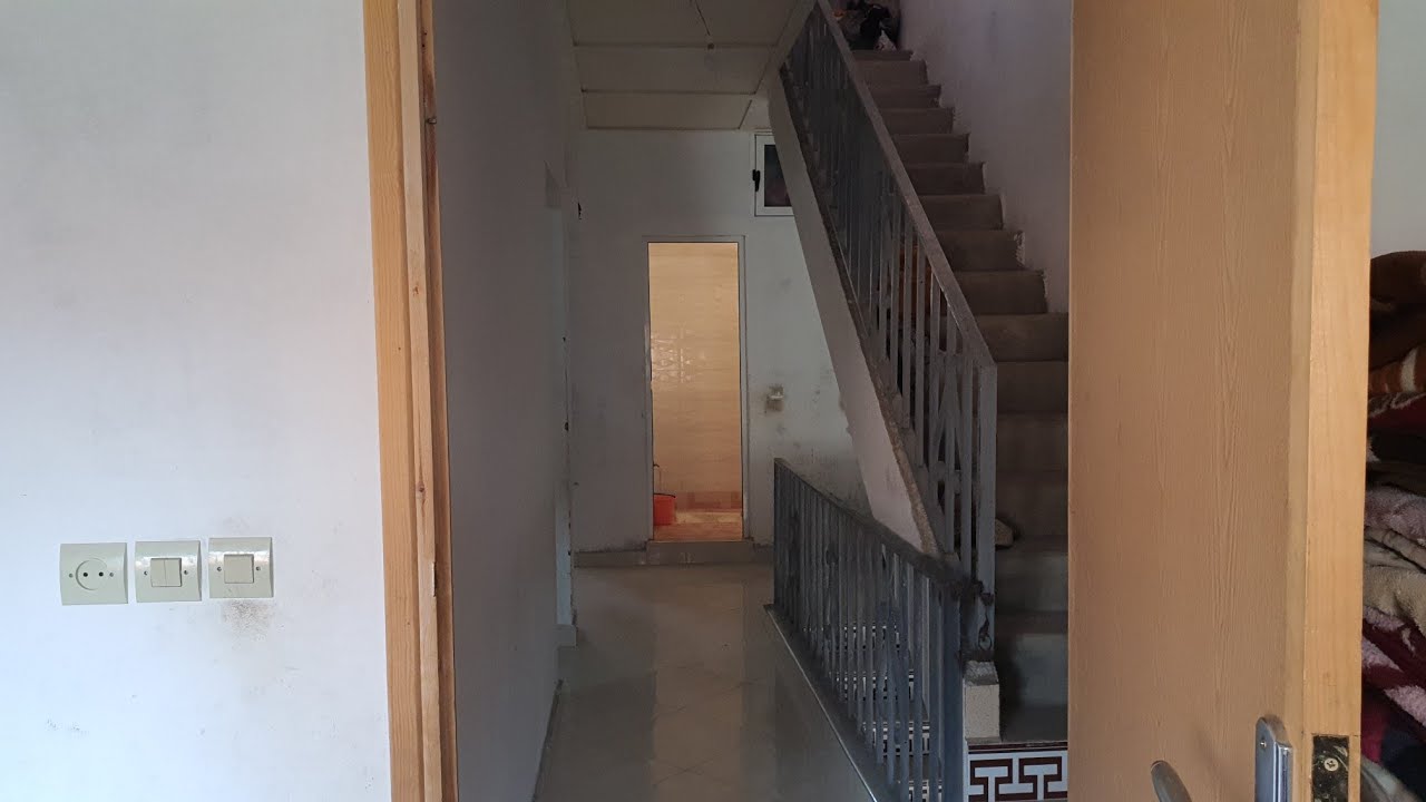 منزل مستقل  🏠بمساحة 50 متر مكون من طابقين بثمن 32 مليون و قابل للتفاوض 0660365768