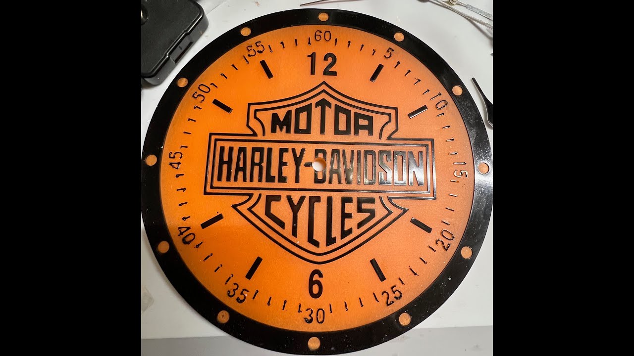#190 Resin Harley Davidson Clock