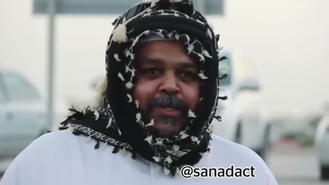بين الهلال لو بعده - عيدكم مبارك