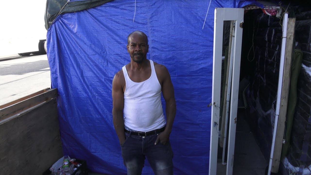 LOS ANGELES SKID ROW INTERVIEW /  GUY SHOWS INSIDE HIS TENT