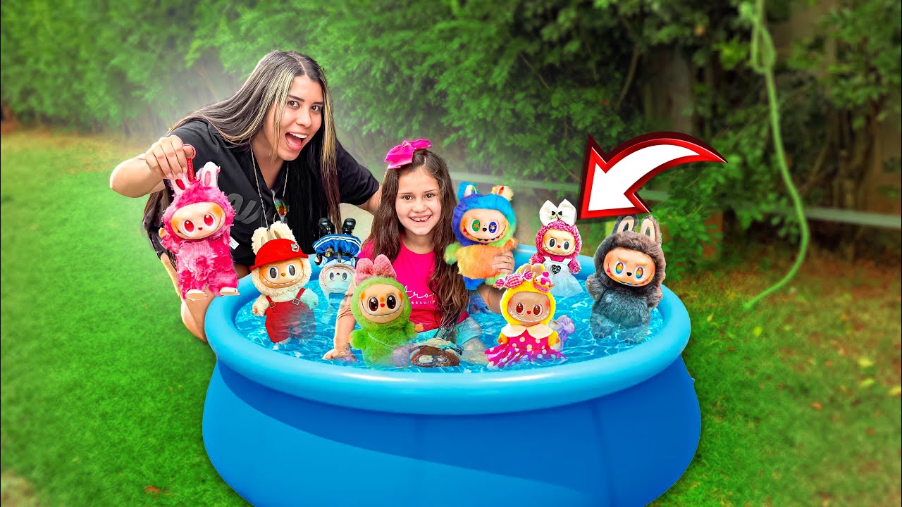 COLOQUEI TODOS OS LABUBU DA MINHA IRMÃZINHA NA PISCINA!! 