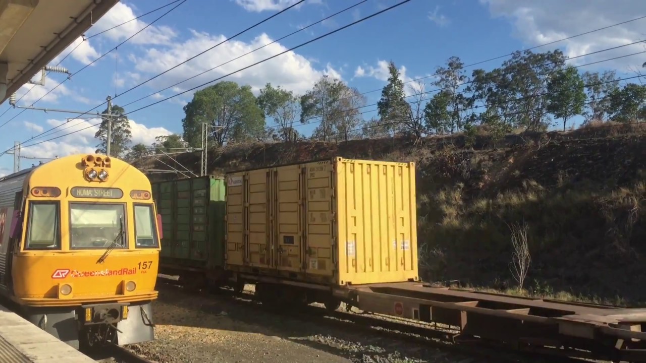Trains at Gympie North