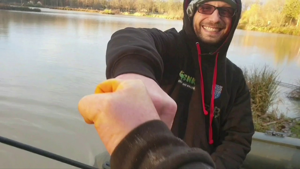 Pêche hivernal sur l'étang du vivier avec Fab , Kevin et Steph