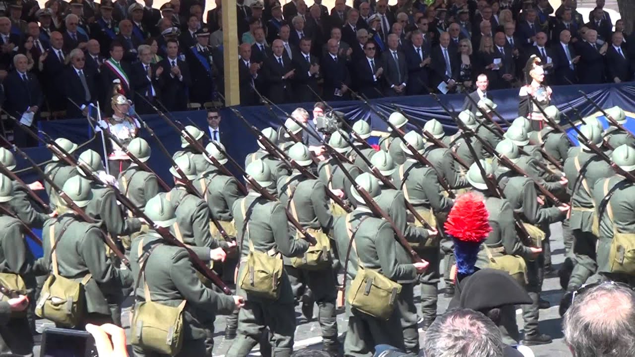 Brigata Sassari e Marina Uniforme Storiche Prima Guerra Mondiale
