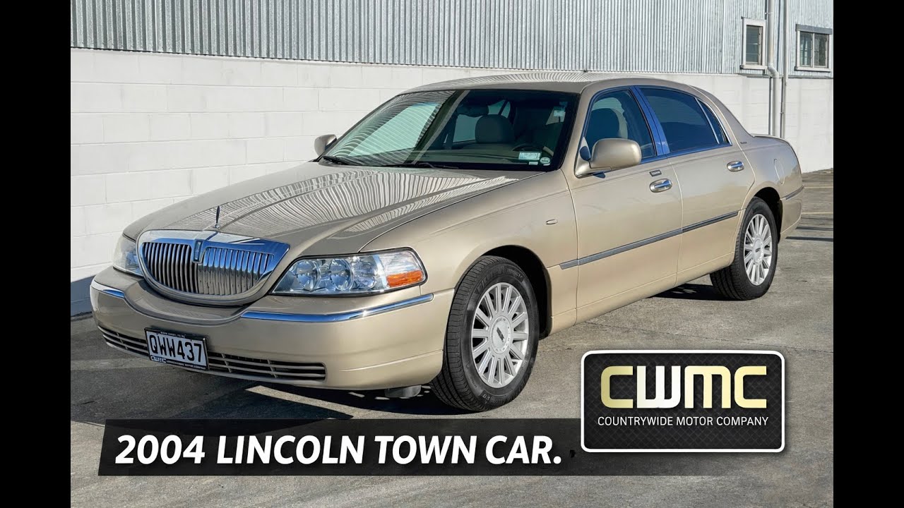 They Don&rsquo;t Build Them Like This Anymore | 2004 Lincoln Town Car